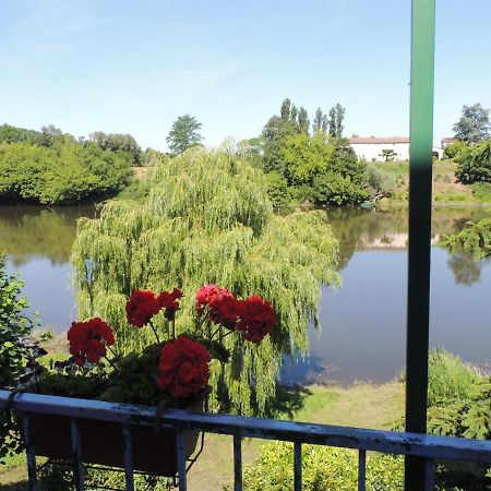 Le Jardin Des Cygnes Bed & Breakfast Pineuilh Ngoại thất bức ảnh