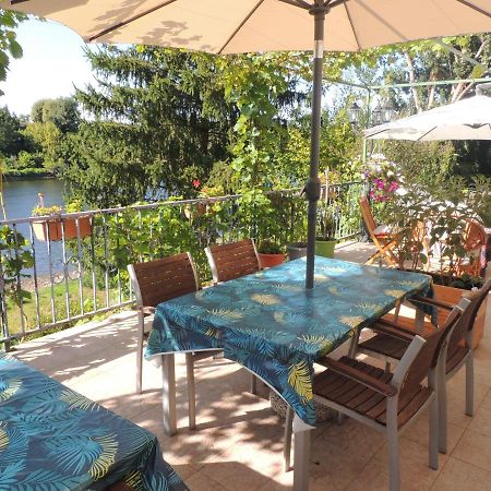 Le Jardin Des Cygnes Bed & Breakfast Pineuilh Ngoại thất bức ảnh